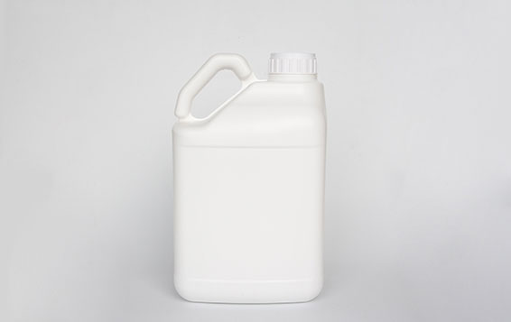 wholesale 5L white plastic jugs HDPE plastic chemical bottles for oil storage