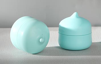 Unique design empty 50ml plastic cosmetic smaple jars width lids bulk
