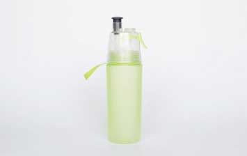 New Fashionable portable plastic mist spray water bottles sipper bottles for sports
