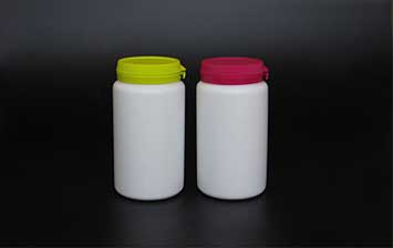 Round empty child proof plastic pill bottles with flip top caps