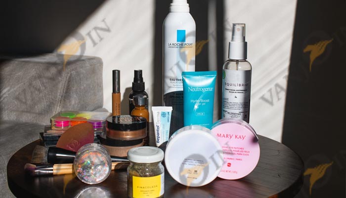 What Makes a Cosmetic Packaging Attractive? Discover the Secrets Behind Irresistible Beauty Packaging