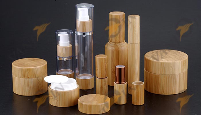 How To Choose Eco-Friendly Plastic Containers For Your Cosmetic Products