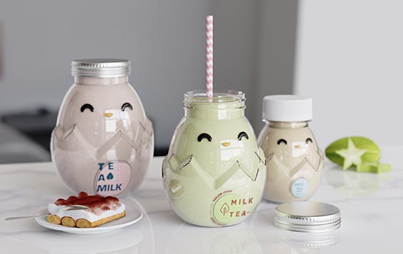 Unique design 12oz 360ml plastic bubble tea bottle with cap and straw wholesale