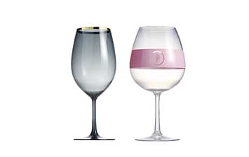 Wholesale custom logo 620ml/690ml plastic water goblets with gold rim