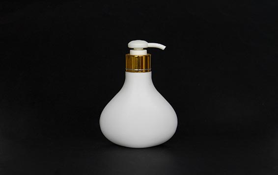 Custom color 100ml plastic lotion bottle with pump for sale