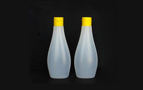 Factory price 16oz plastic squeeze condiment bottles with flip top caps bulk
