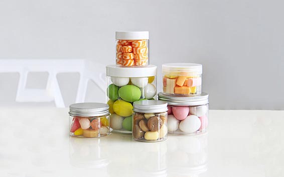 Wholesale custom label clear PET 100ml sweet jar with lid